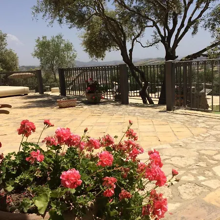 Agriturismo Roba Degli Ulivi *