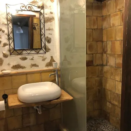 Bauernhof Agriturismo Roba Degli Ulivi *