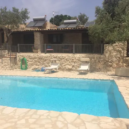 Bauernhof Agriturismo Roba Degli Ulivi *