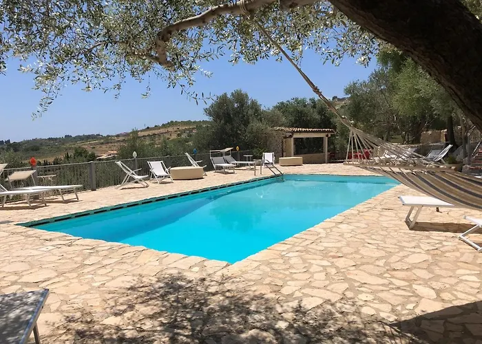 Agriturismo Roba Degli Ulivi *