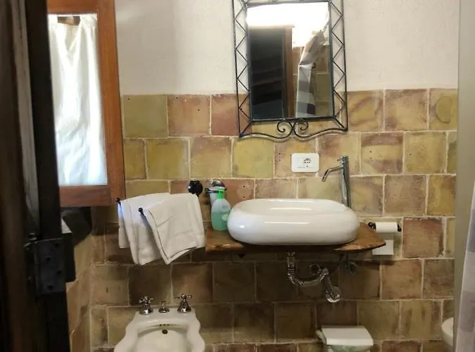 Agriturismo Roba Degli Ulivi *