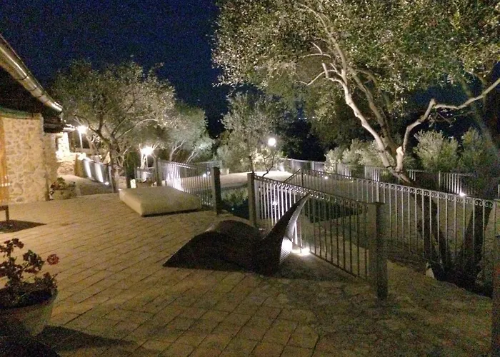 Agriturismo Roba Degli Ulivi *